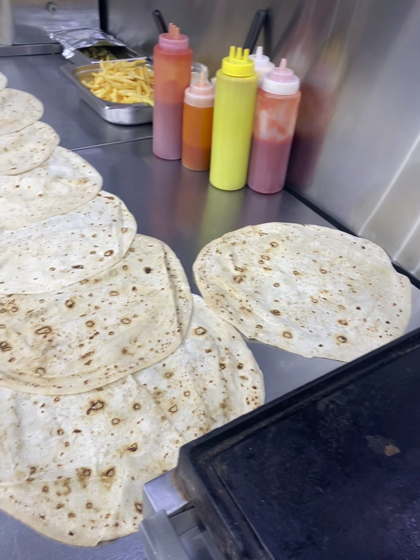 مطعم مخرج 30 للشاورما التركي Exit 30 Turkish Shawarma Restaurant — صورة 2