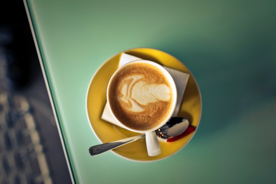 قهوة مسرة شرق — صورة 1